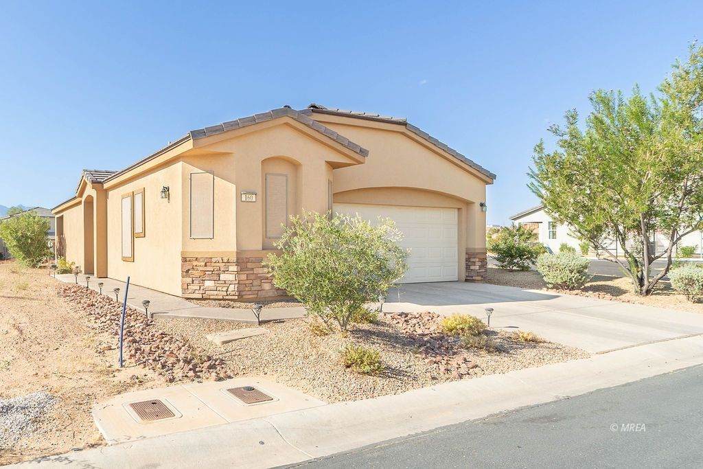 160 Stanley Ct - Photo 1