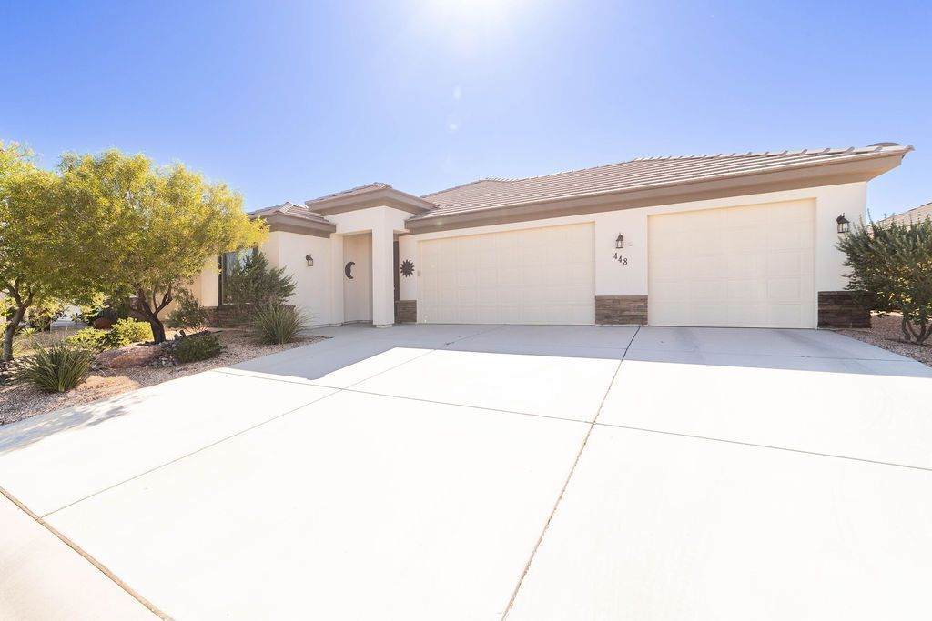 448 Wild Horse Ln - Photo 1