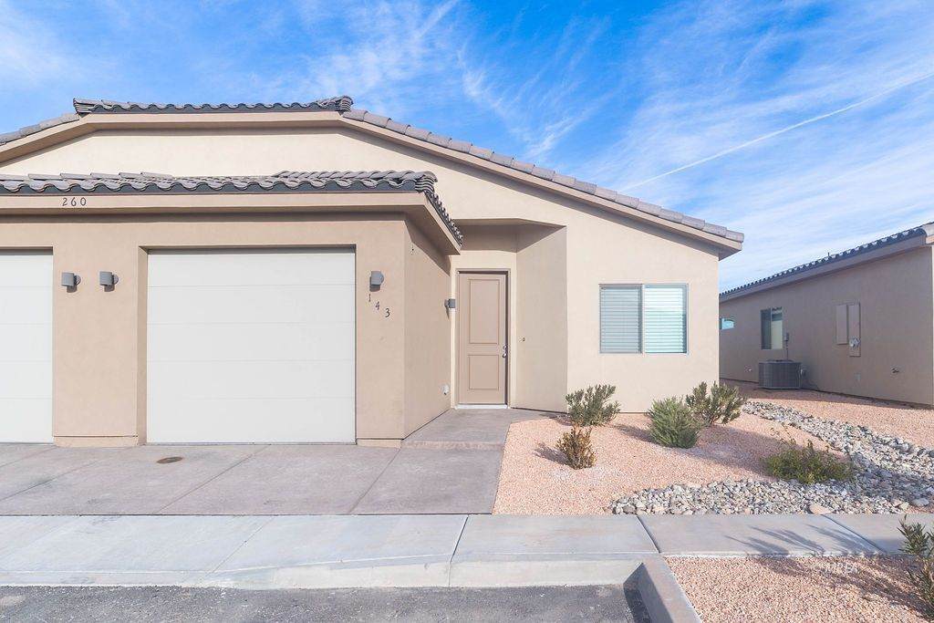 260 Haley Way - Photo 1