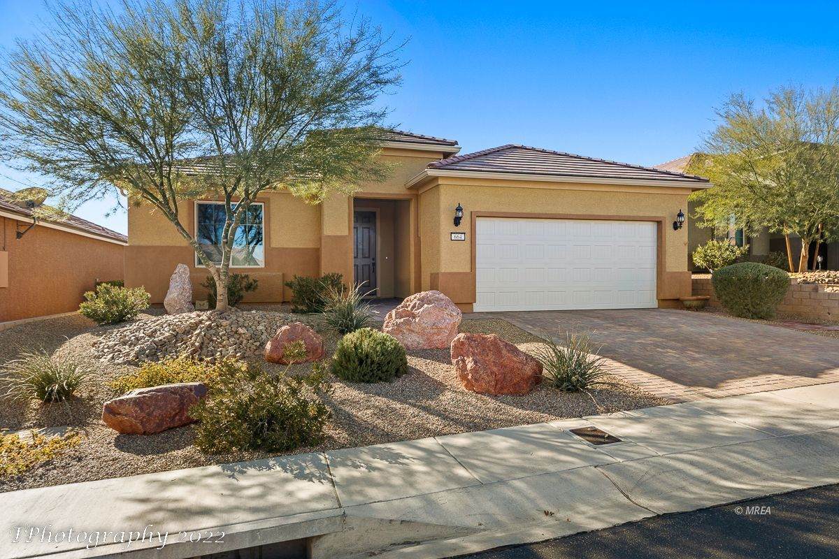 664 Bridle Path Ln - Photo 1