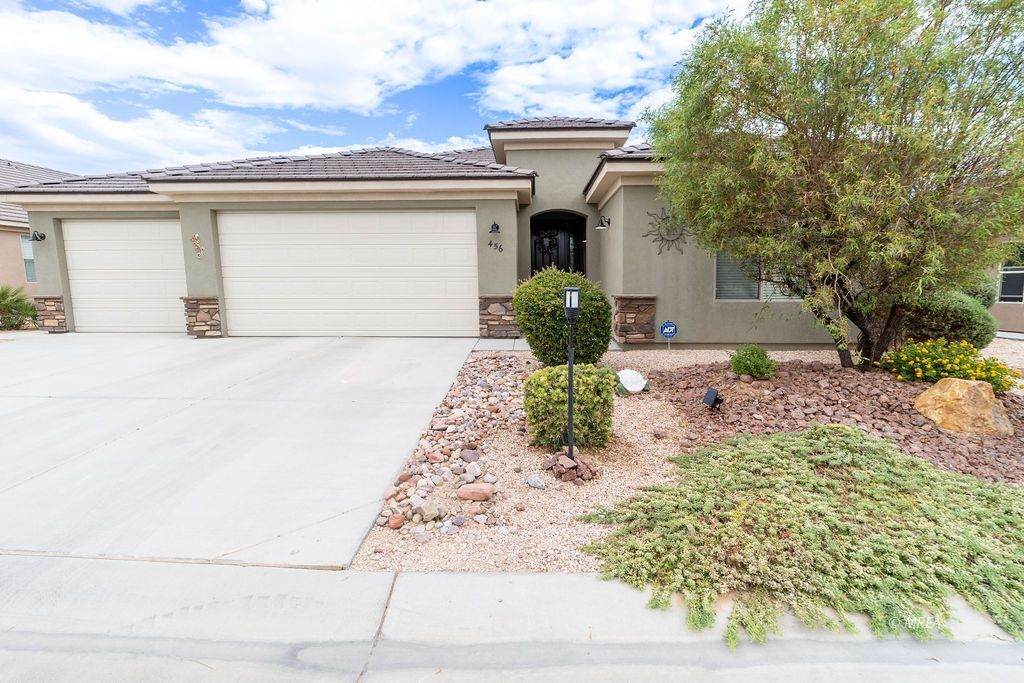 456 Wild Horse Ln - Photo 1