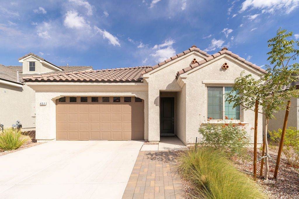 451 Royal Palms Ln - Photo 1