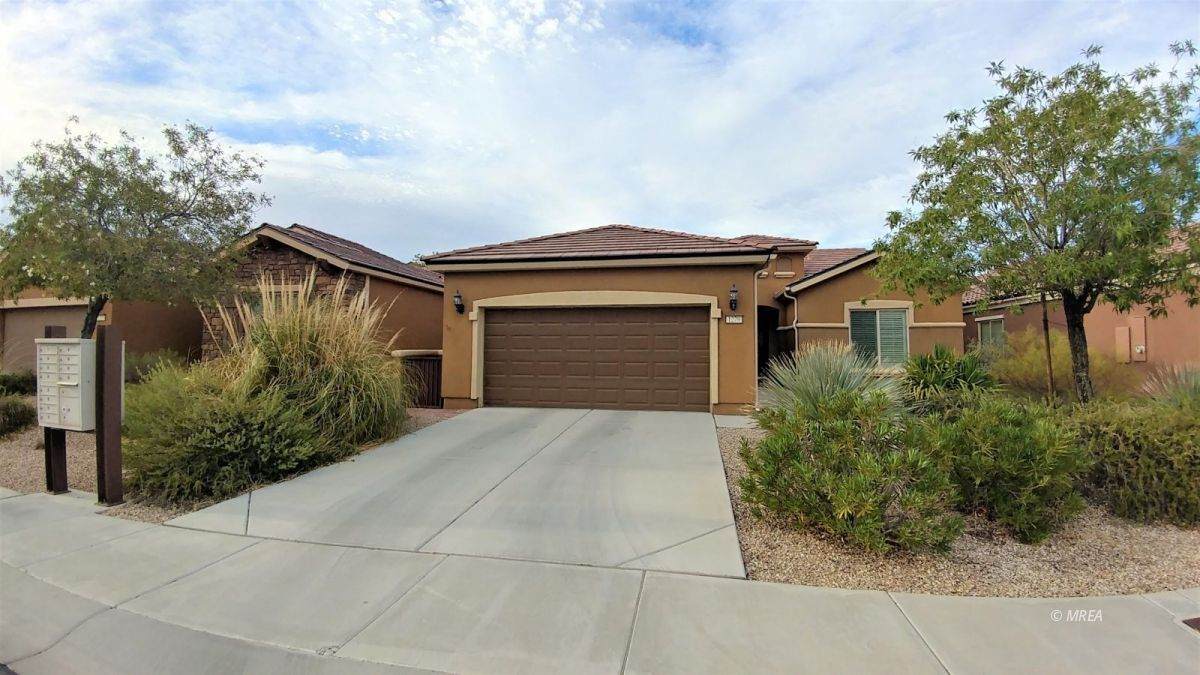 1279 Heritage Trl - Photo 1