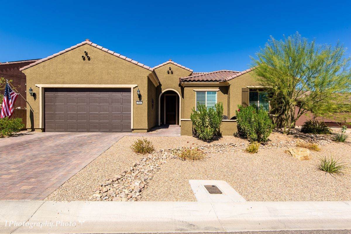 841 Bridle Path Ln - Photo 1
