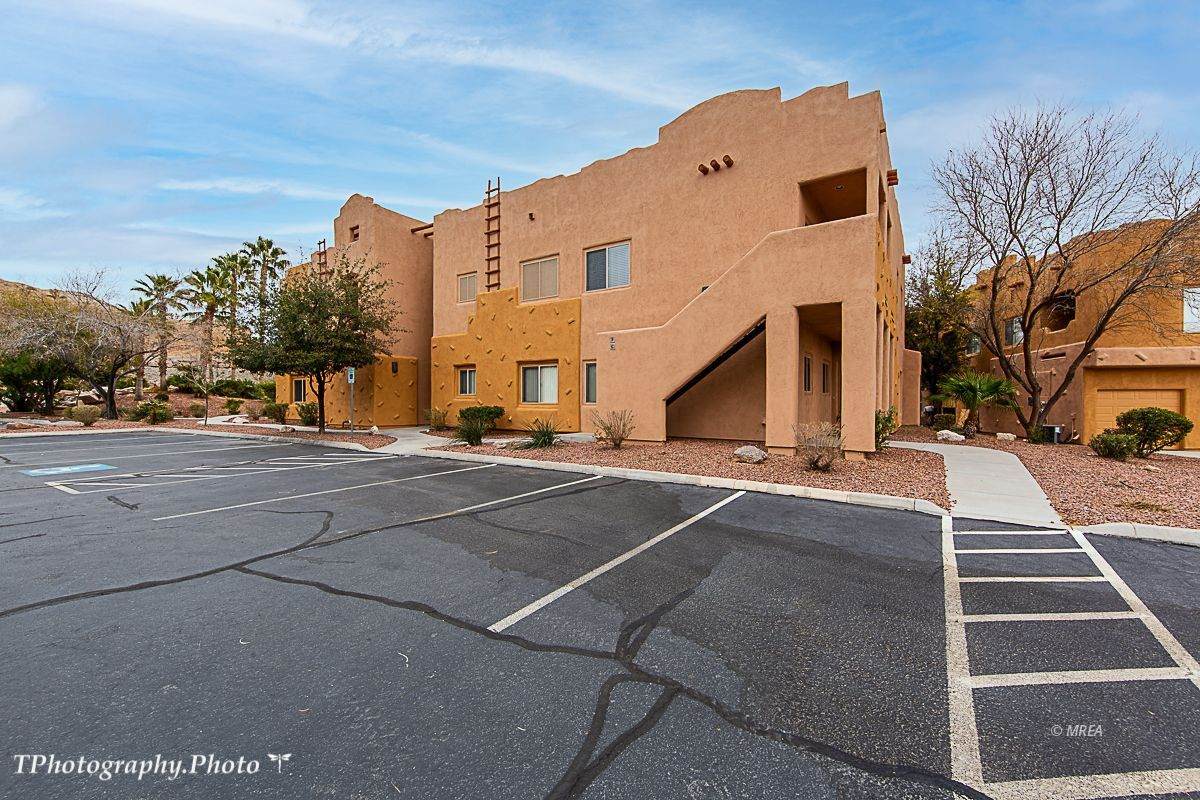 726 Hardy Way - Photo 1