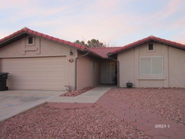 435 Cherokee St - Photo 1