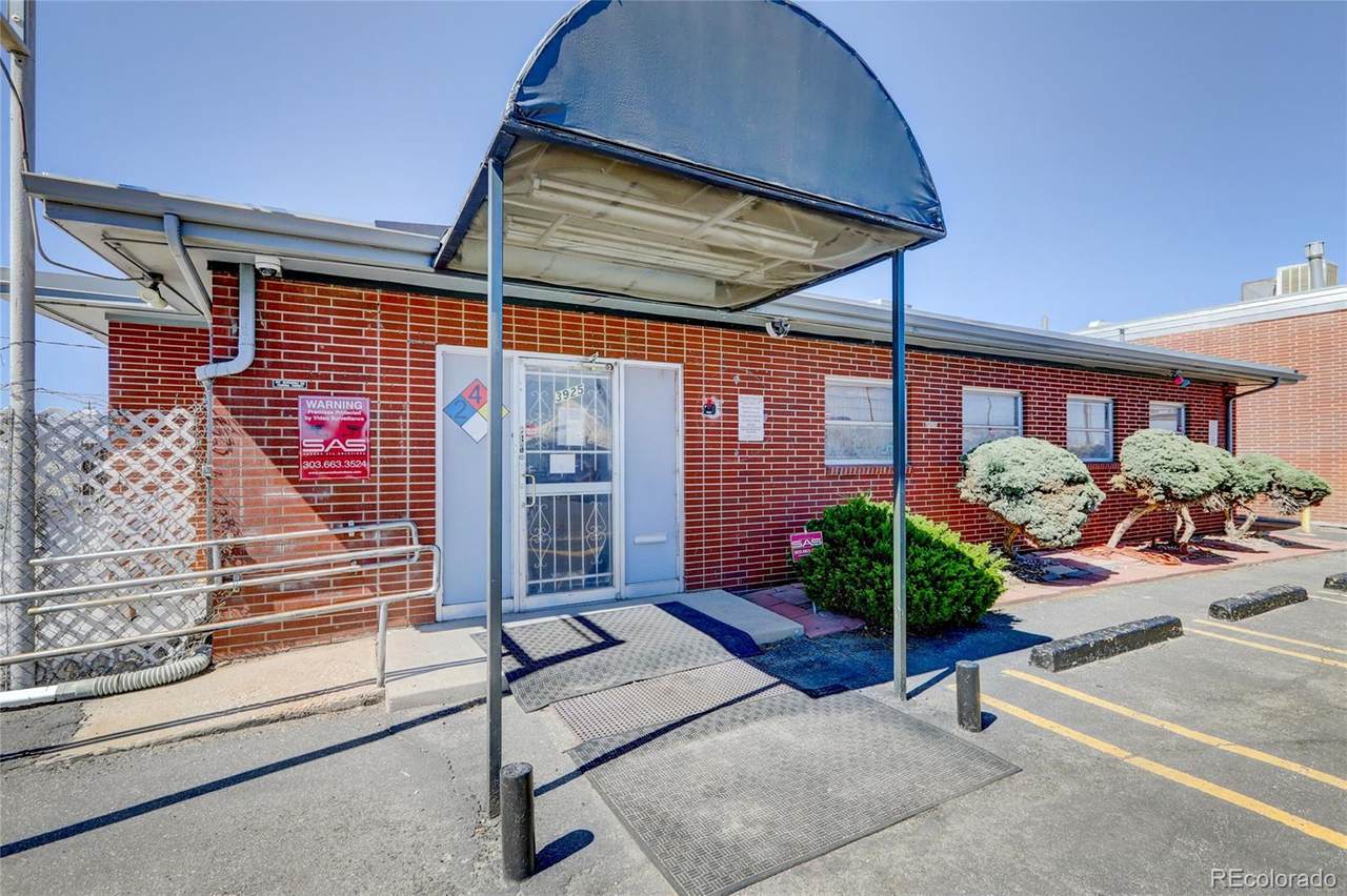 3925 Oneida Street - Photo 1