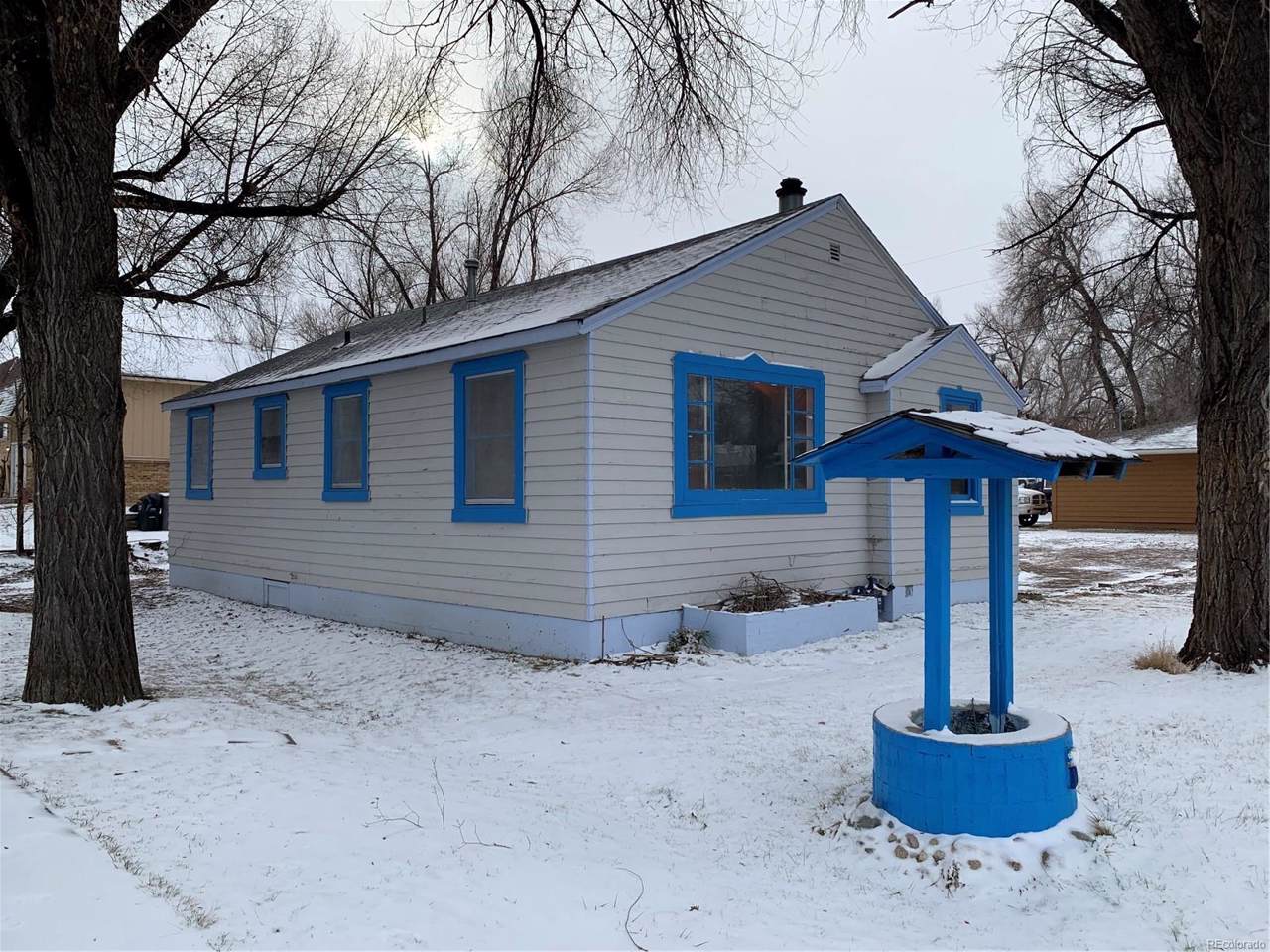 2233 Mountain View Avenue - Photo 1
