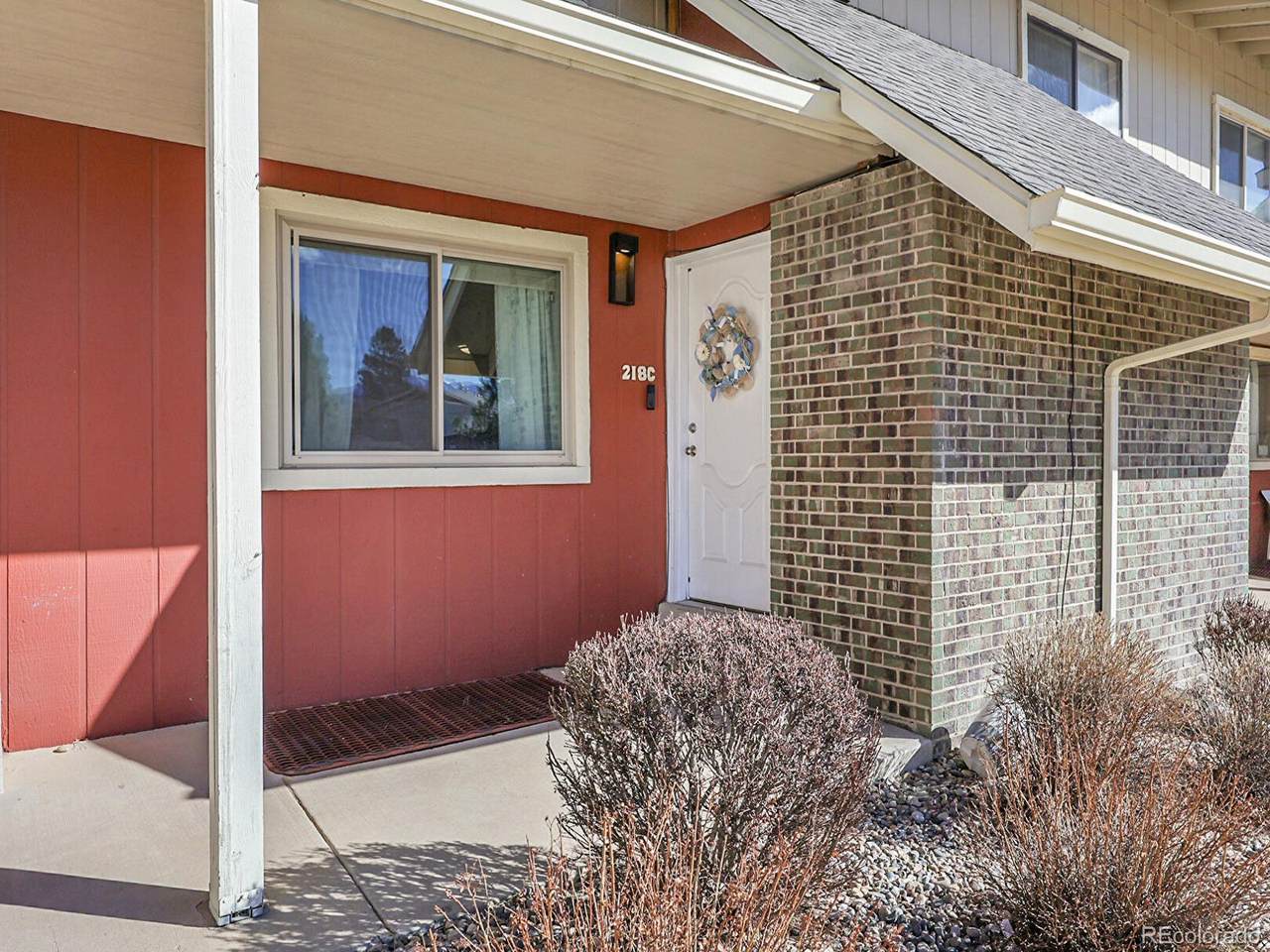 218 Rockrimmon Boulevard - Photo 1