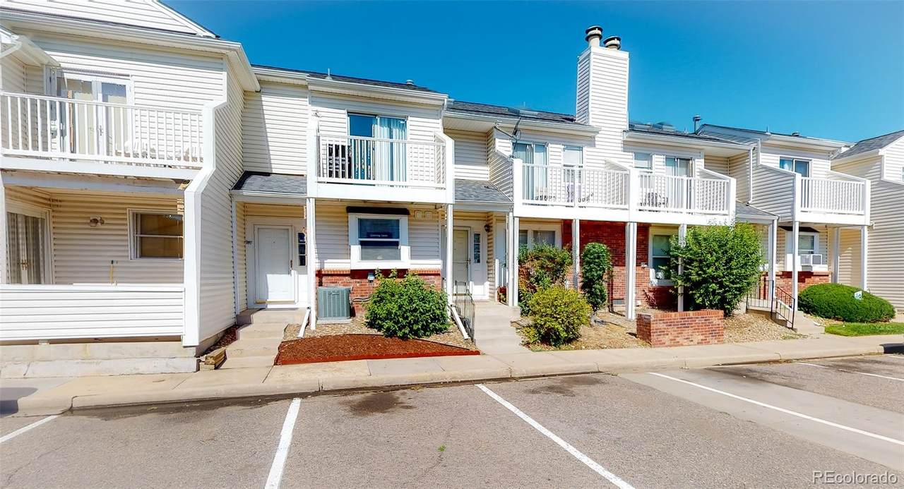 957 Pitkin Court - Photo 1