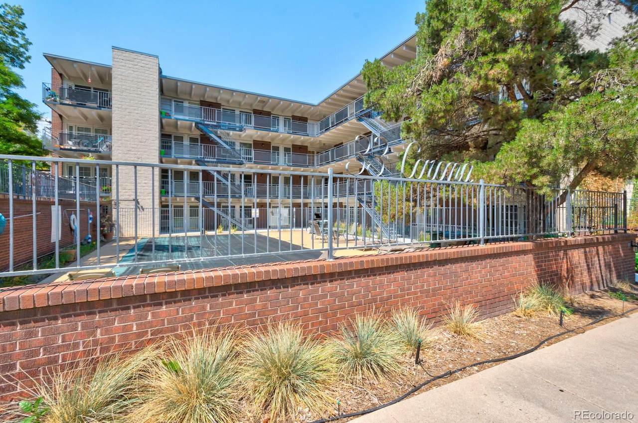 33 Corona Street - Photo 1