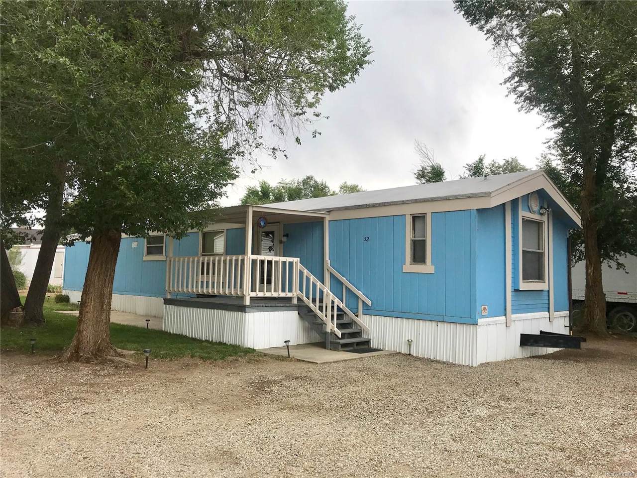 845 Oak Street - Photo 1