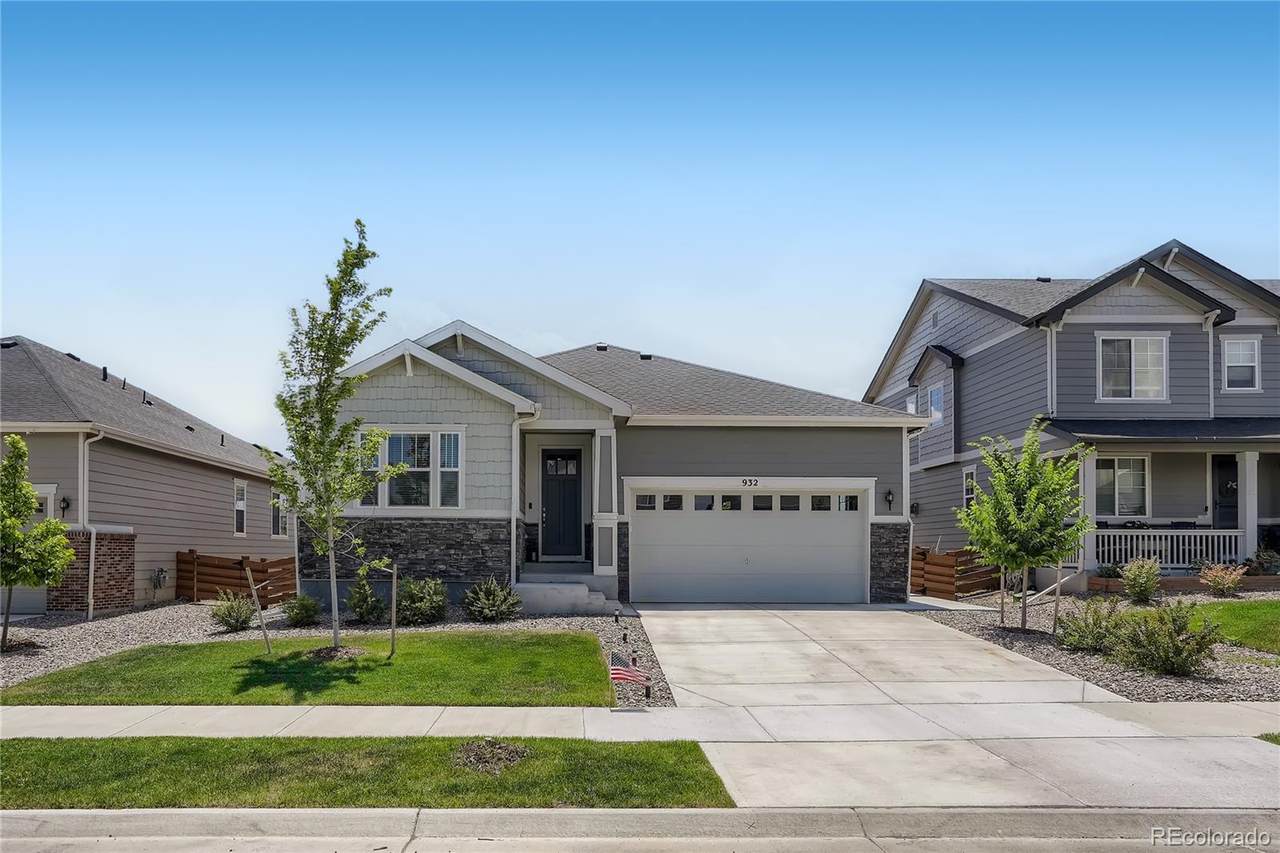 932 Pinecliff Drive - Photo 1