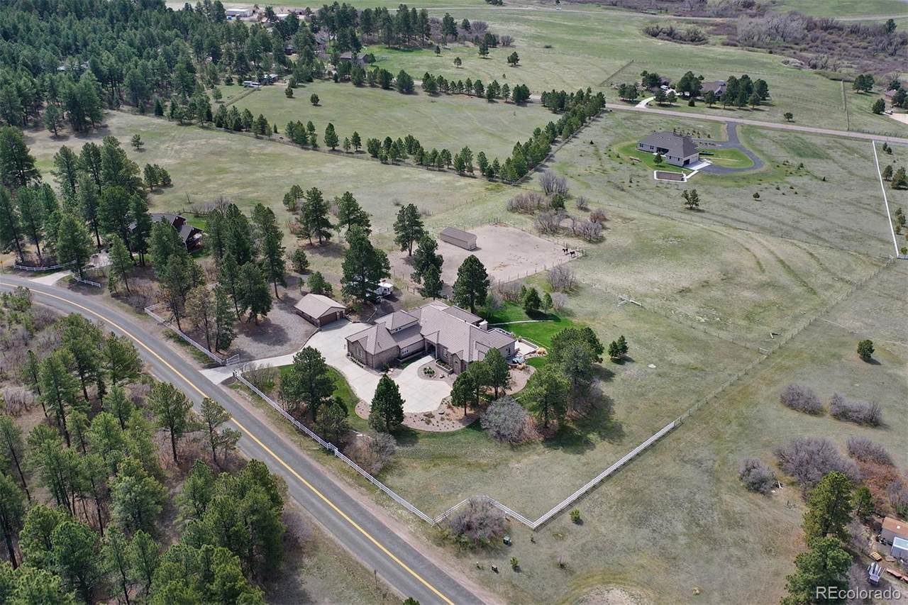 9948 Pine Valley Drive - Photo 1
