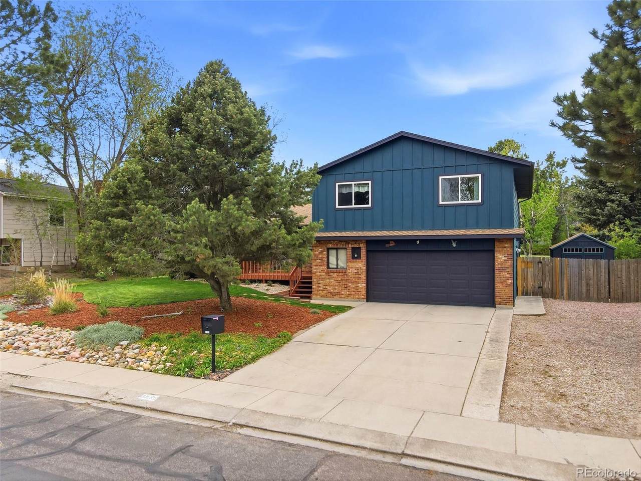 3909 Wesley Drive - Photo 1