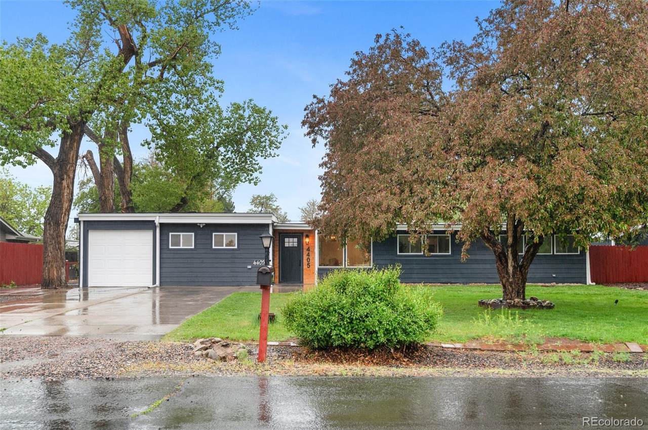 4405 Gardenia Street - Photo 1