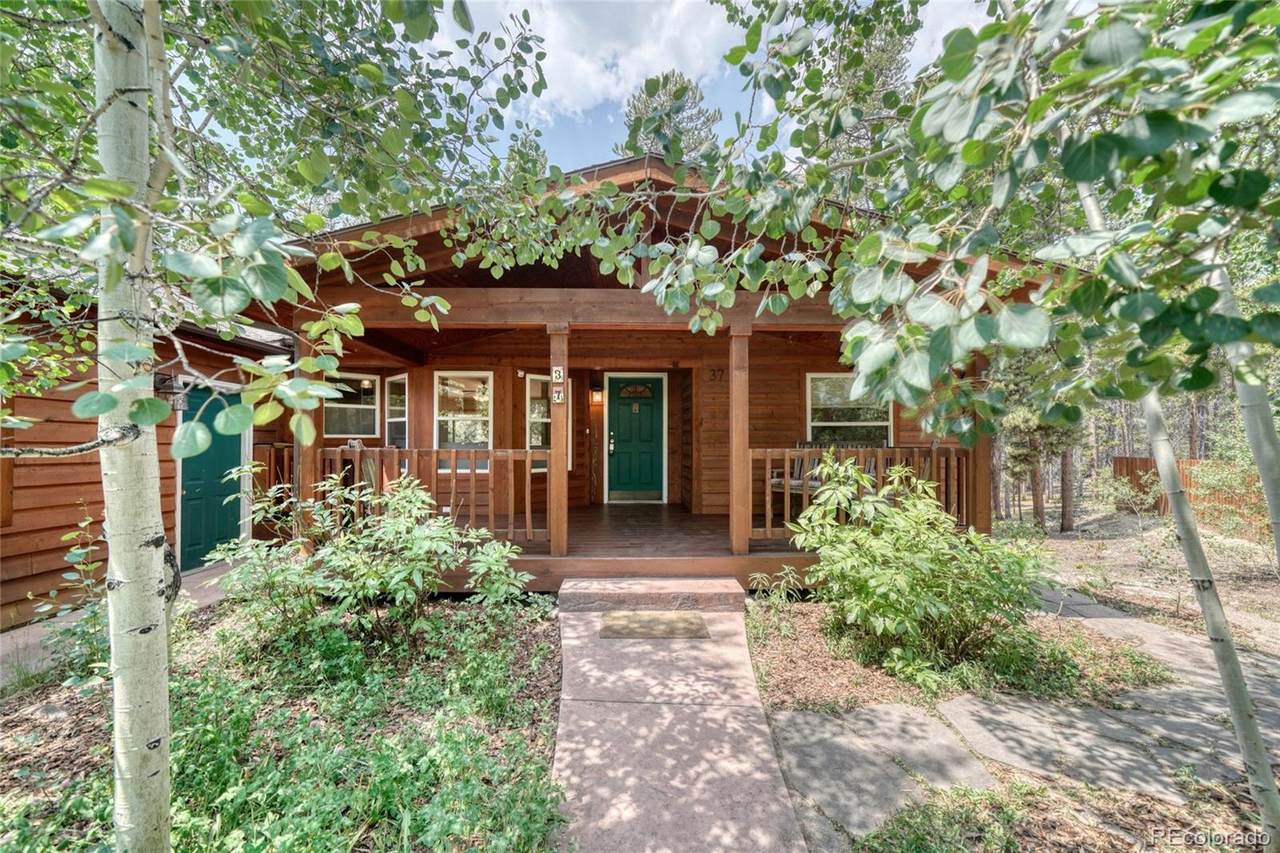 37 Comstock Court - Photo 1