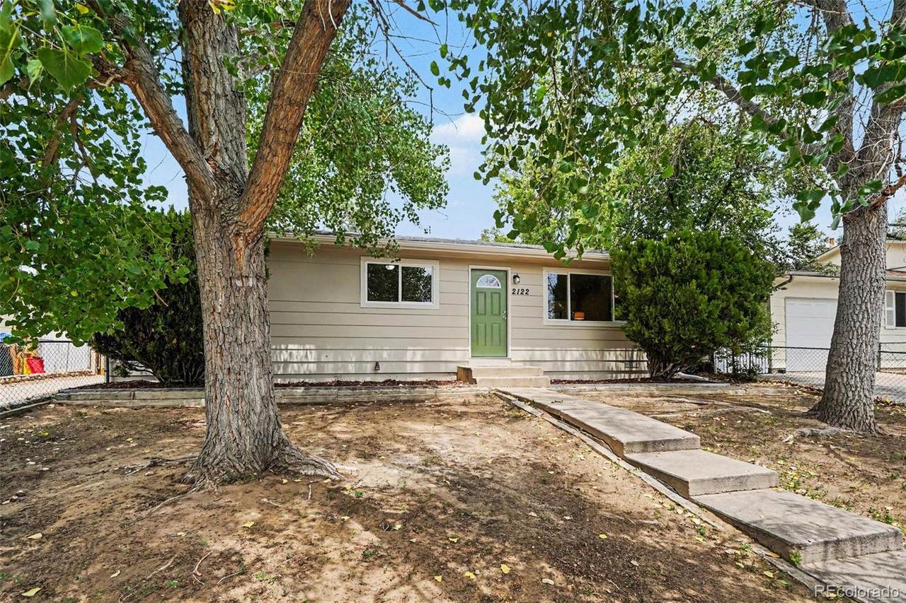 2122 Doniphan Drive - Photo 1
