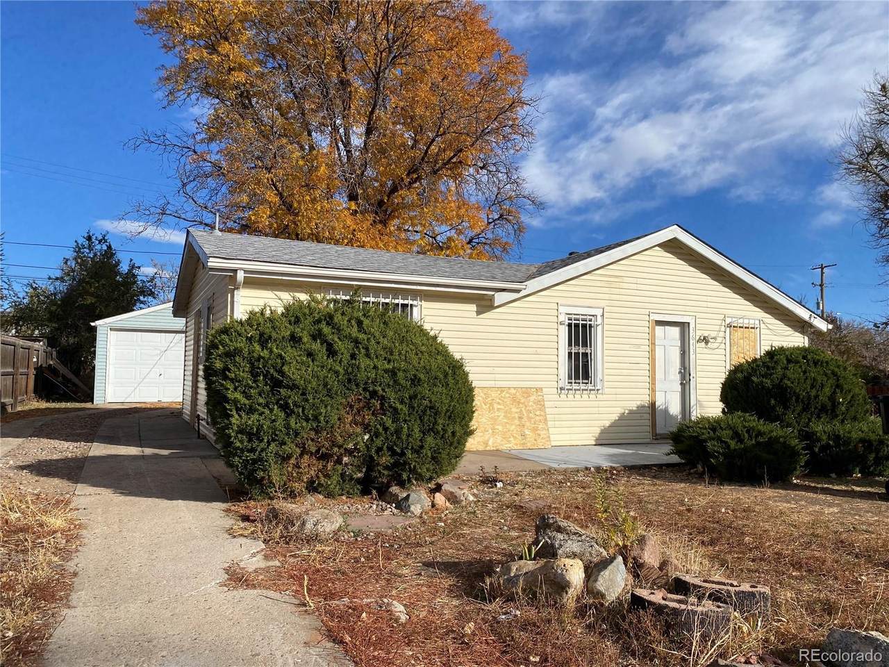 3643 Custer Place - Photo 1