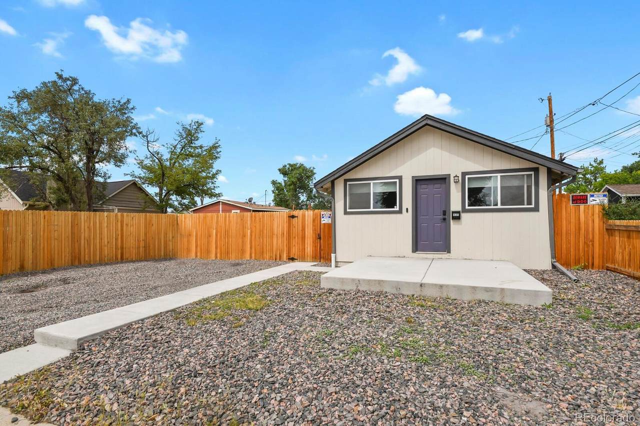 439 Knox Court - Photo 1