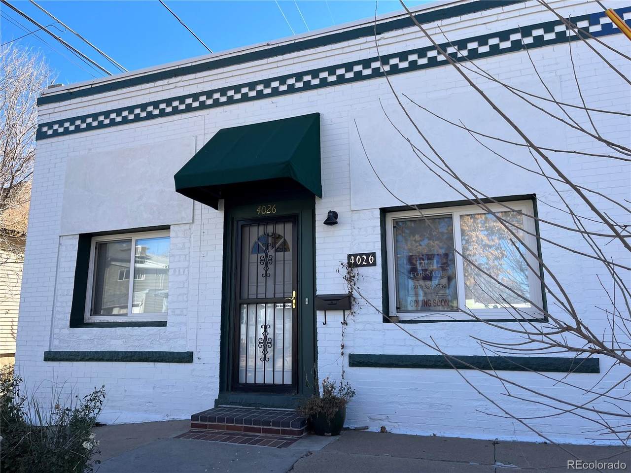 4026 50th Avenue - Photo 1