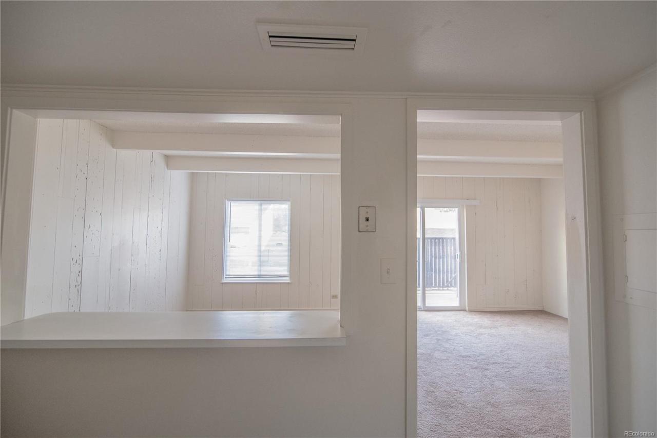 9995 Harvard Avenue - Photo 1