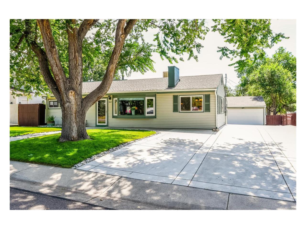 860 Lee Street - Photo 1