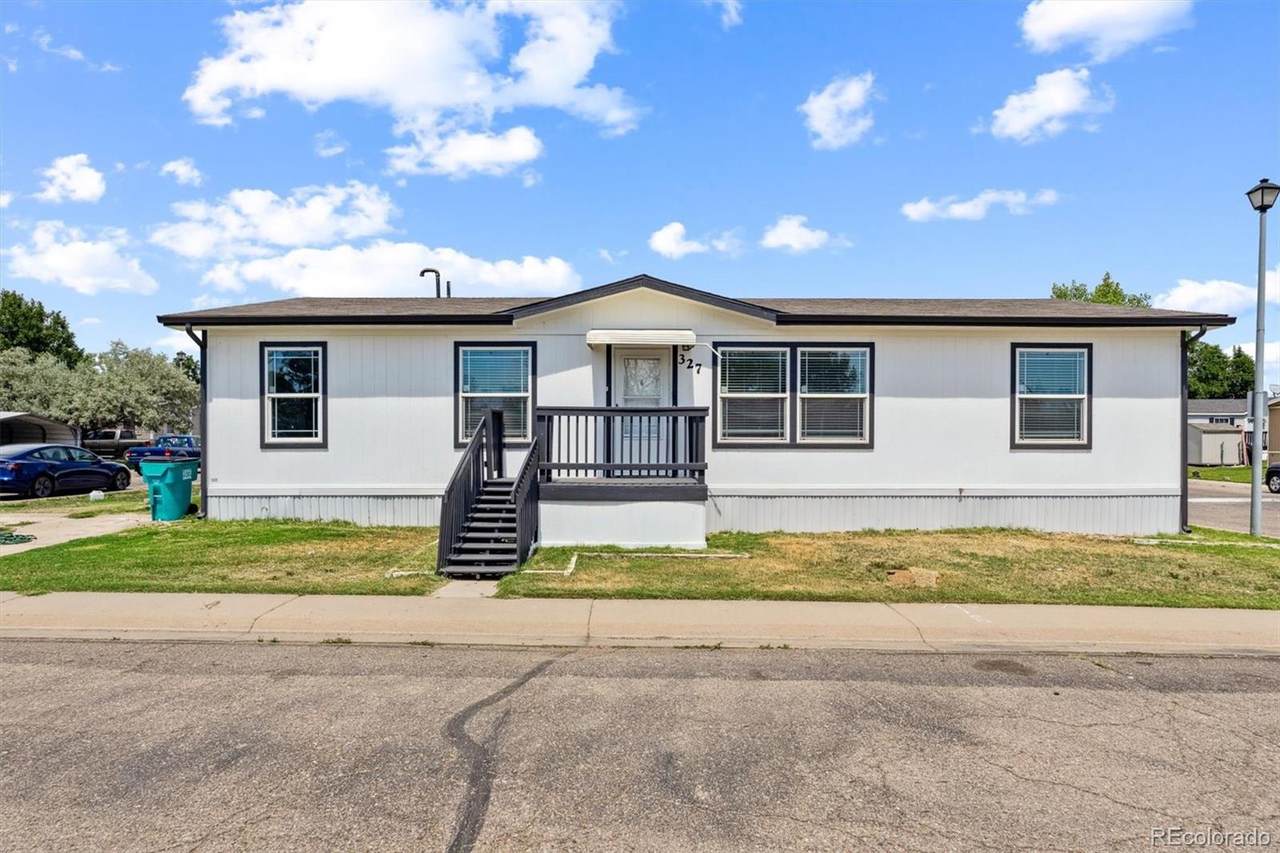 435 35th Avenue - Photo 1