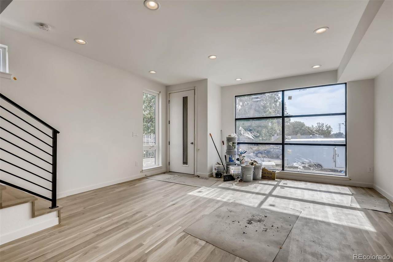 1231 Newton Street - Photo 1