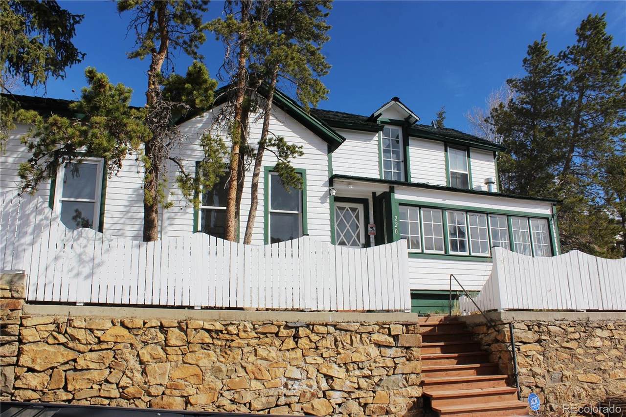 220 1st High Street - Photo 1