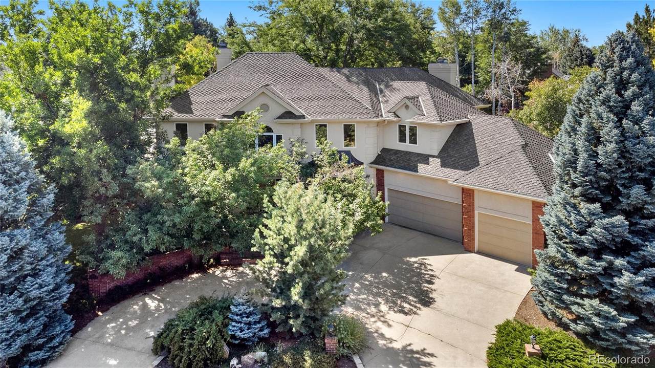 807 Whitehall Court - Photo 1