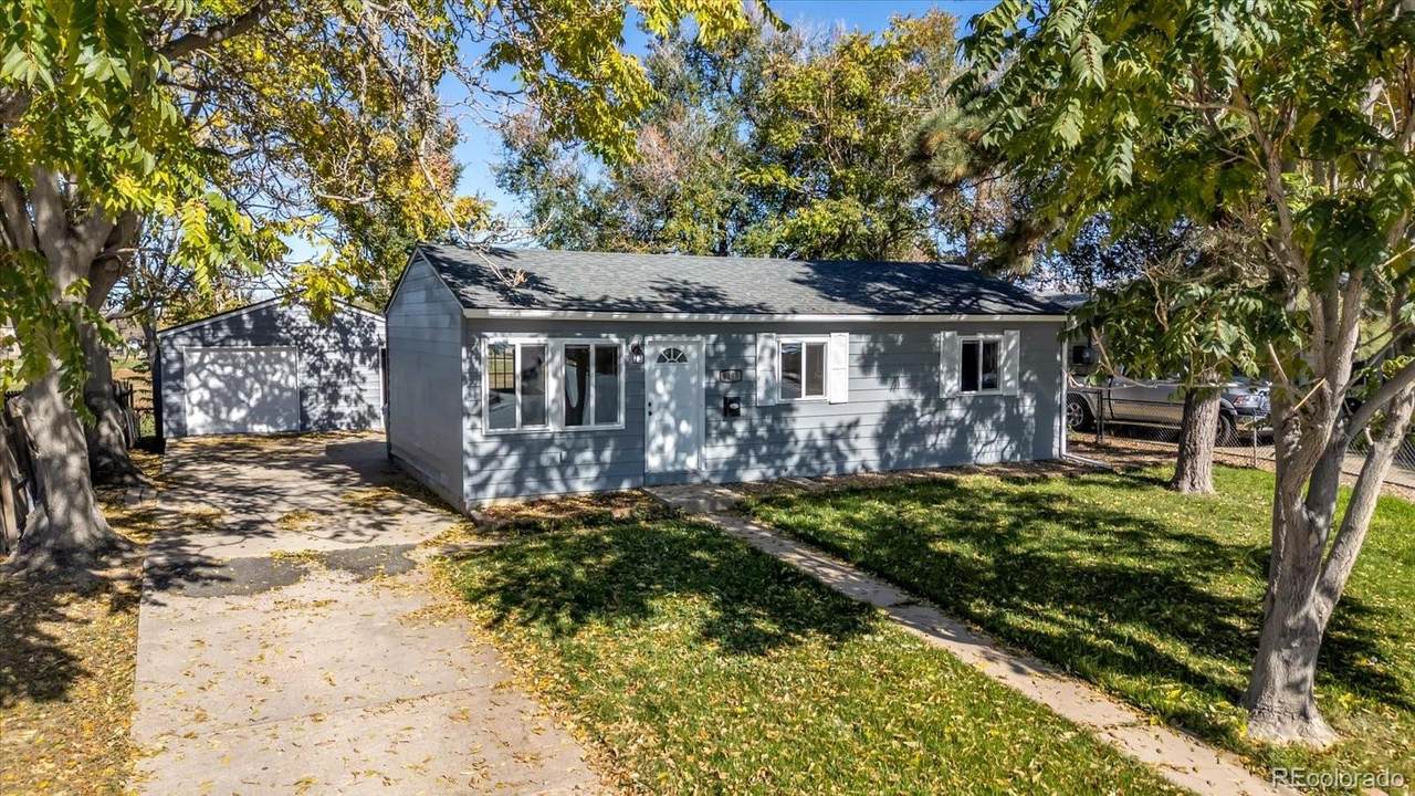 6195 61st Avenue - Photo 1