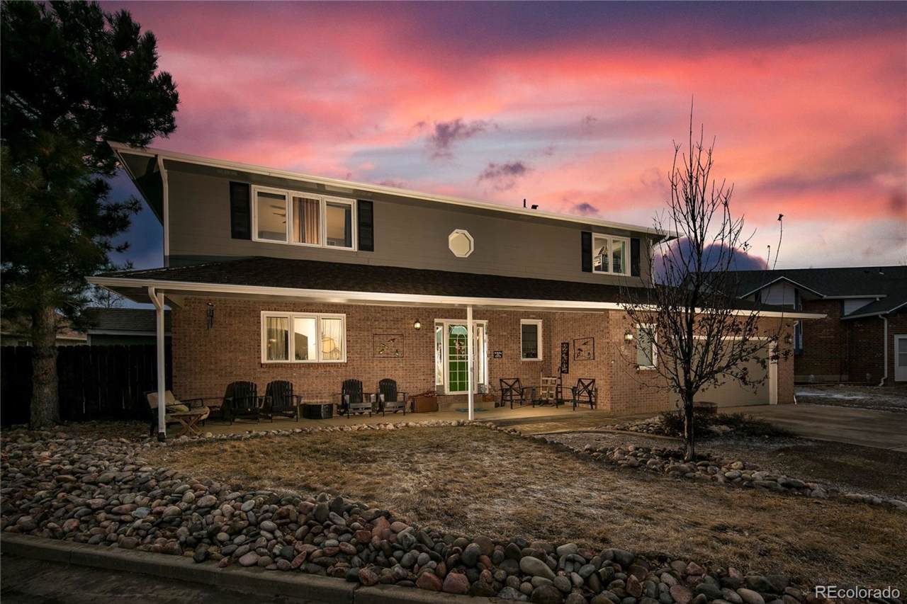 965 Mckinley Avenue - Photo 1