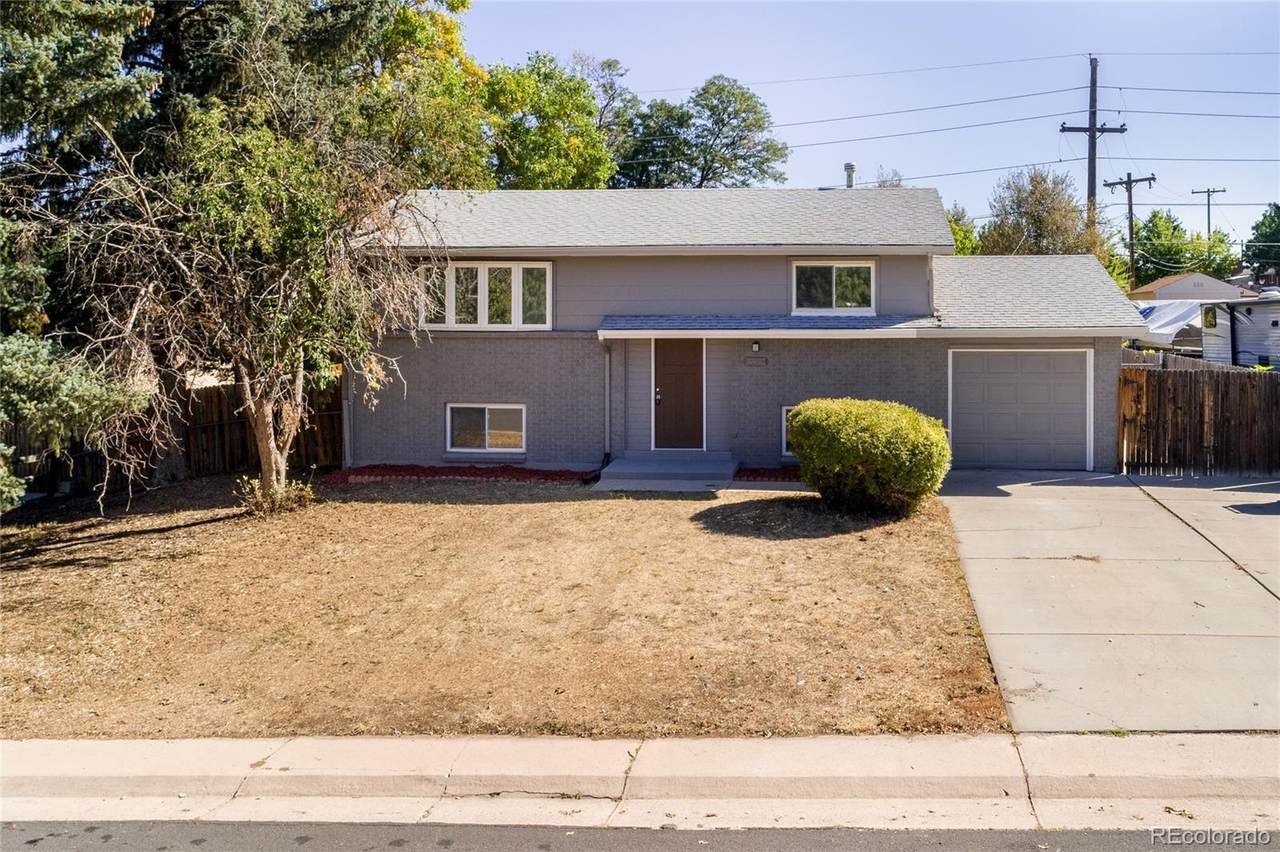 440 Victor Way - Photo 1