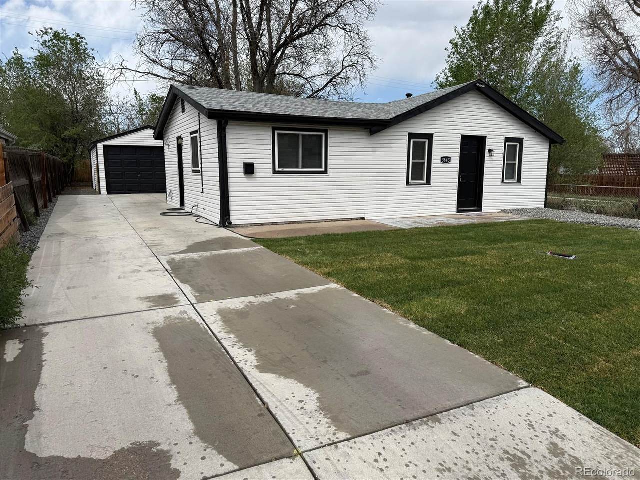3643 Custer Place - Photo 1