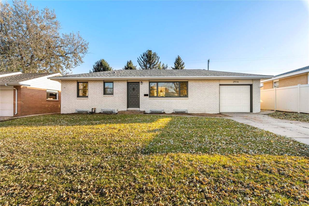 2916 12th Street - Photo 1