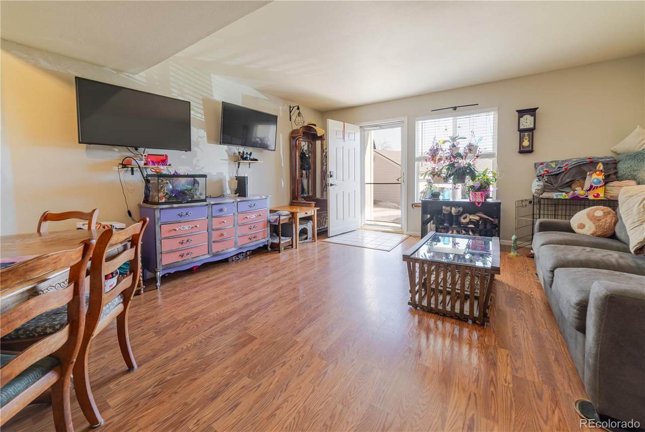 2900 Ross Drive - Photo 1