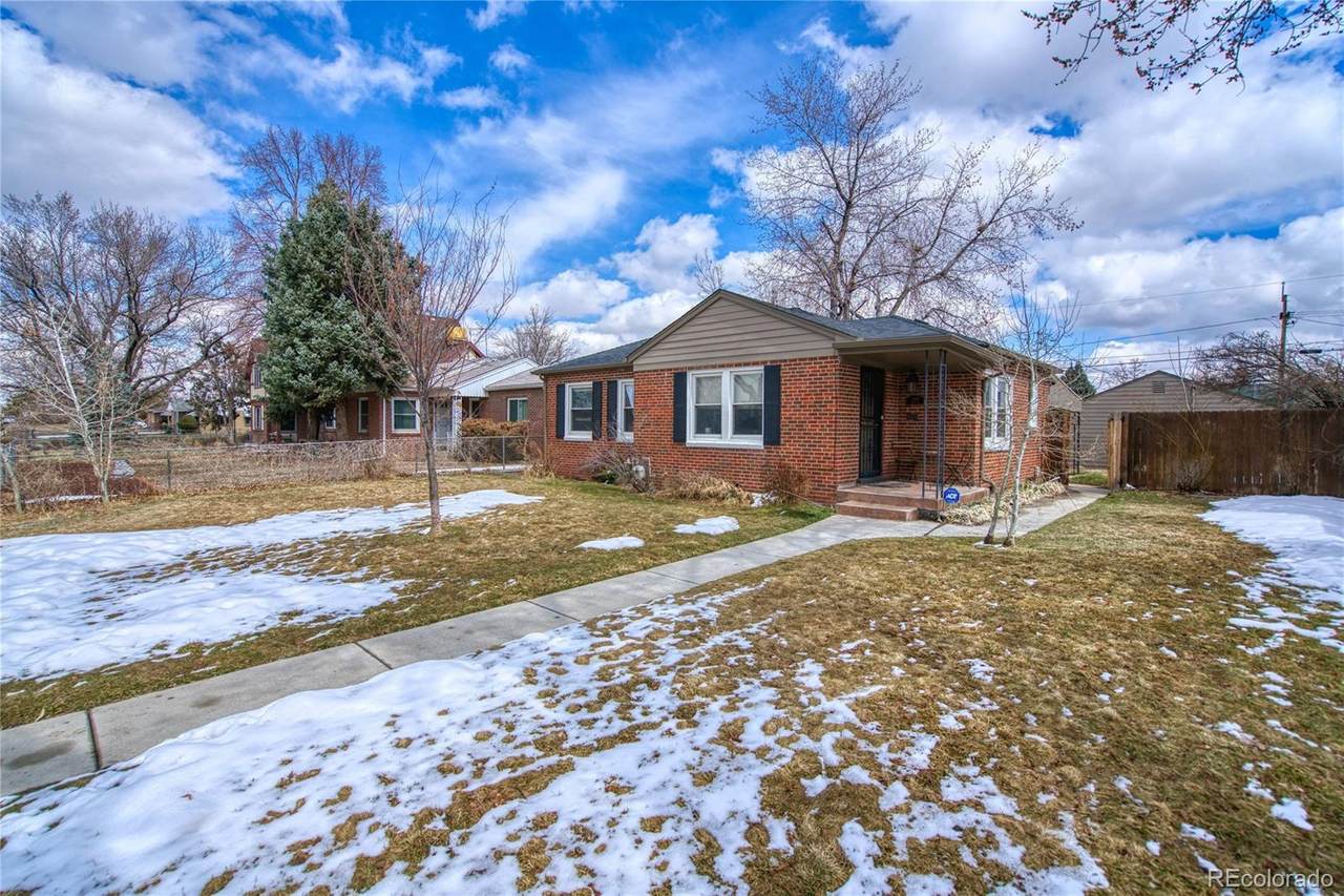 2970 Locust Street - Photo 1