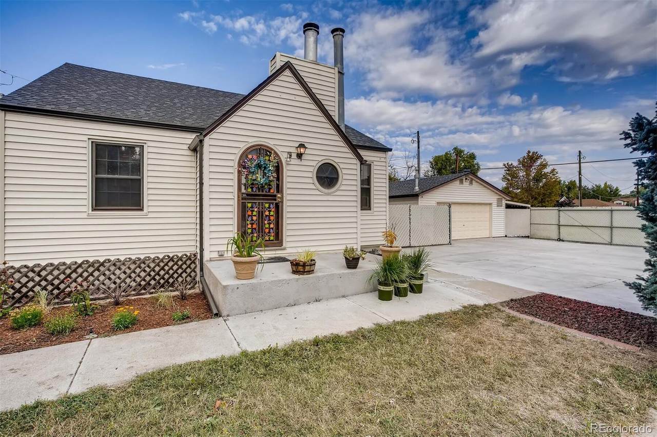 1101 Dale Court - Photo 1
