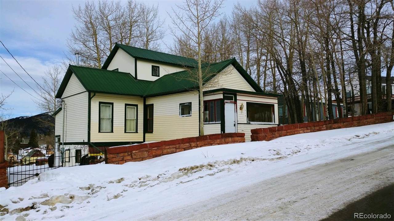 414 3rd Street - Photo 1
