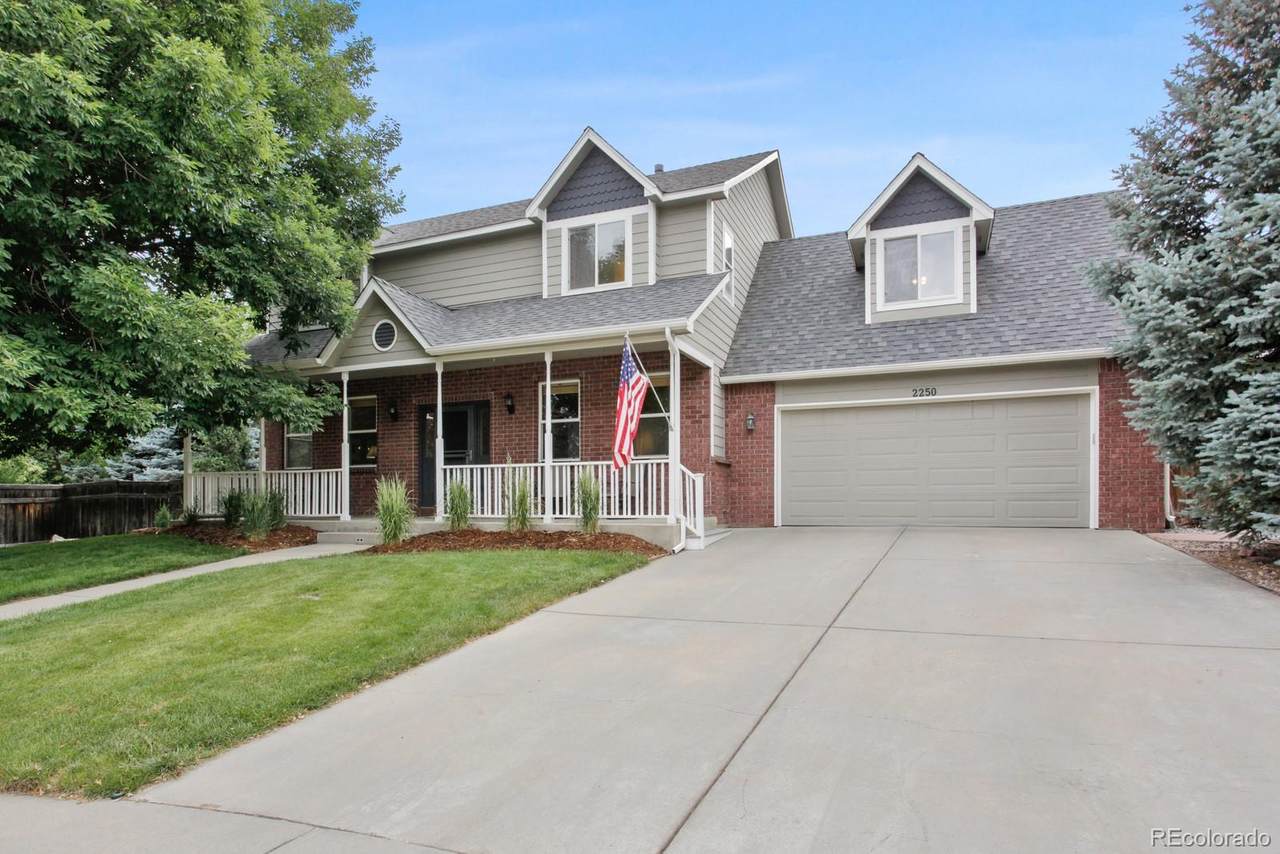 2250 Eagleview Circle - Photo 1