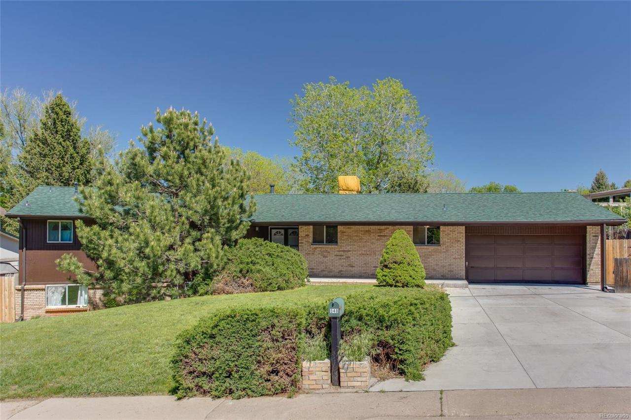 548 Devinney Street - Photo 1