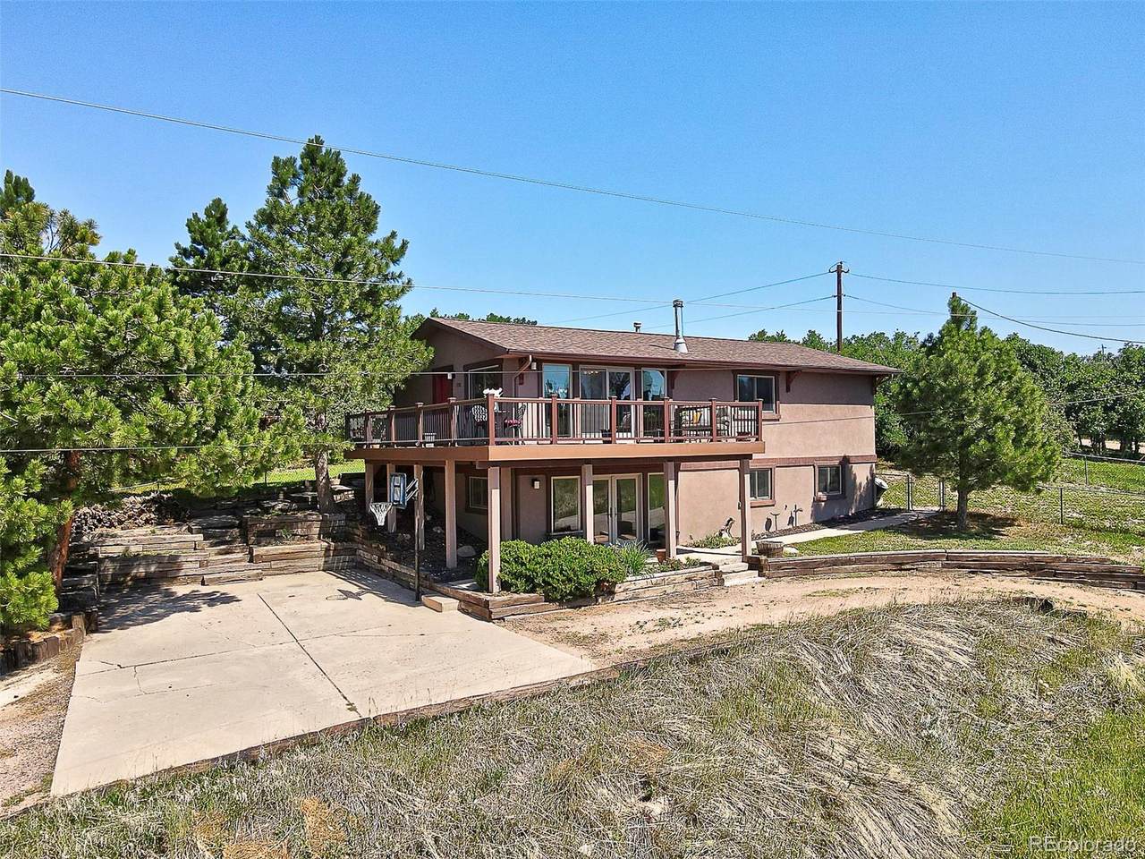 738 Hillview Road - Photo 1