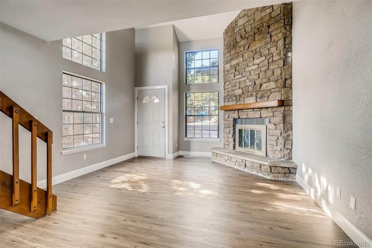478 Memphis Way - Photo 1