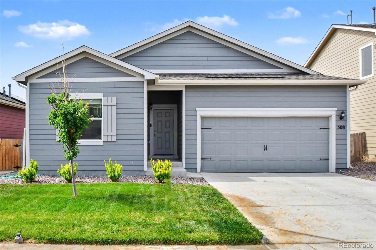 308 Foster Avenue - Photo 1