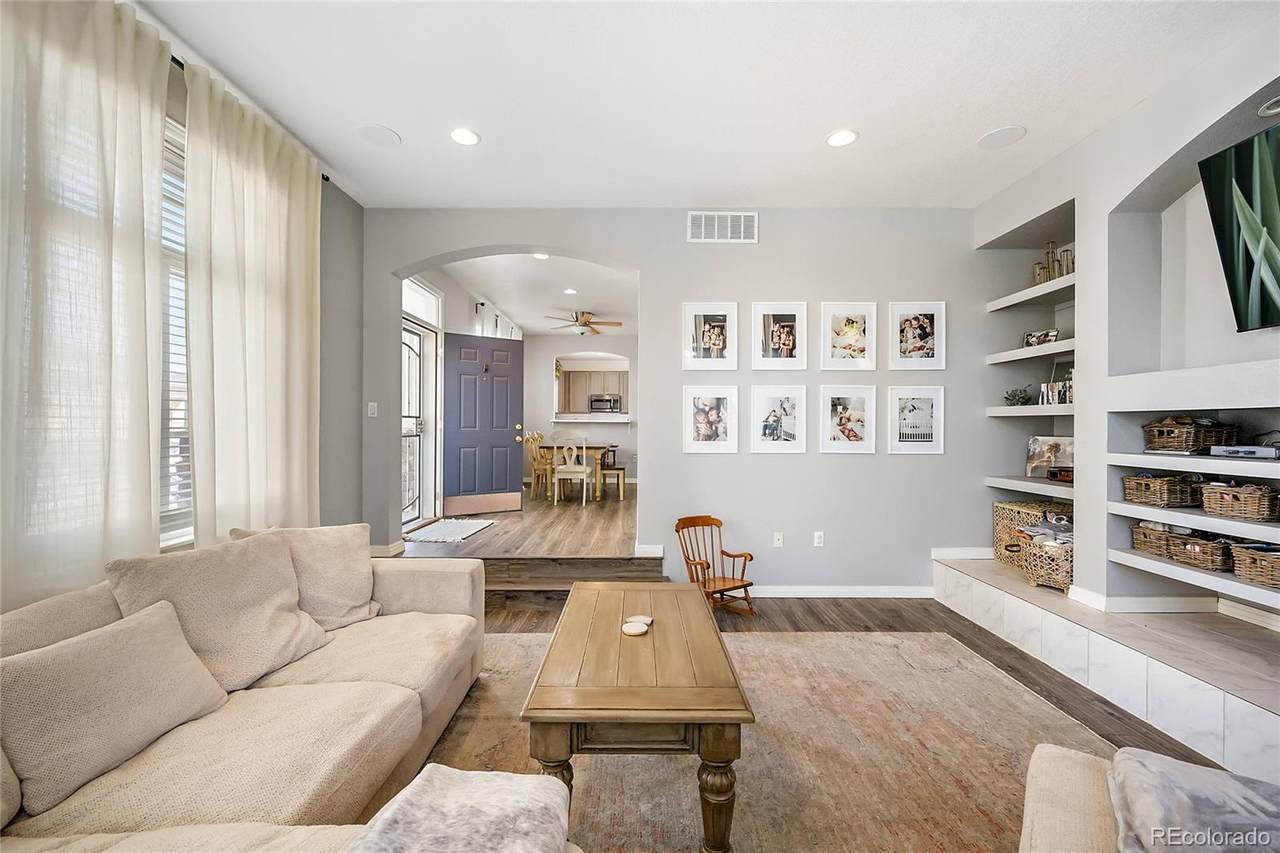 9433 Ashbury Circle - Photo 1
