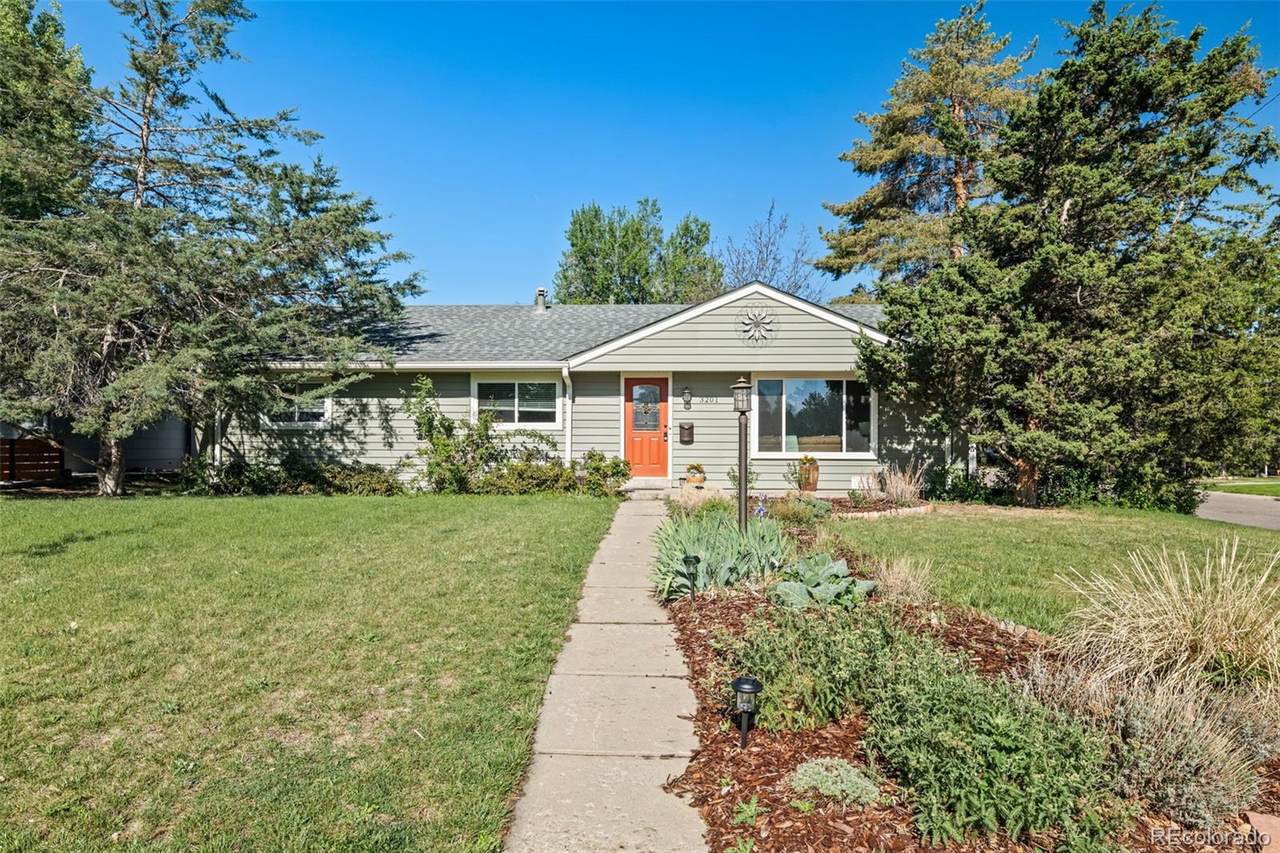 3201 Glencoe Street - Photo 1