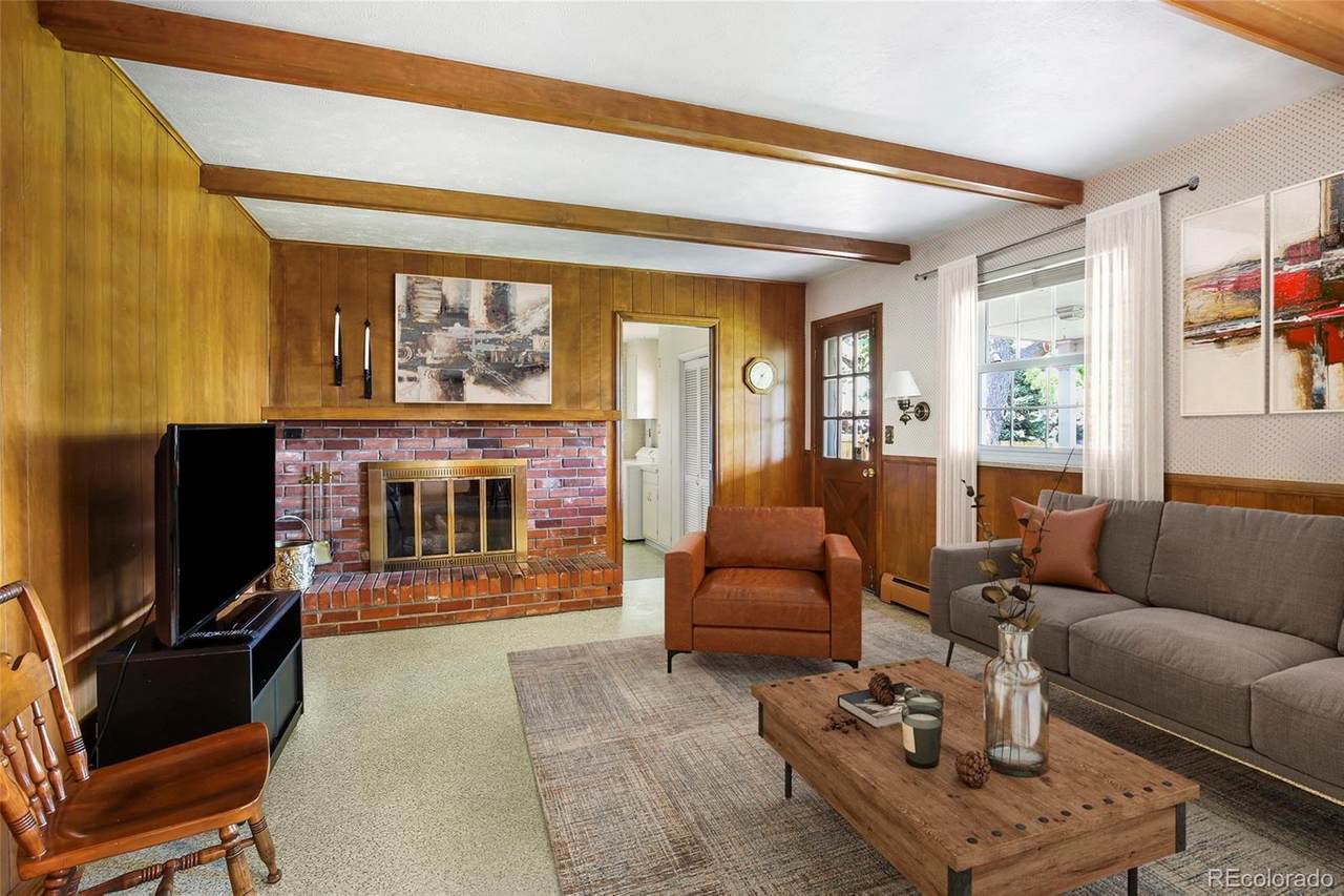 2714 Eaton Way - Photo 1