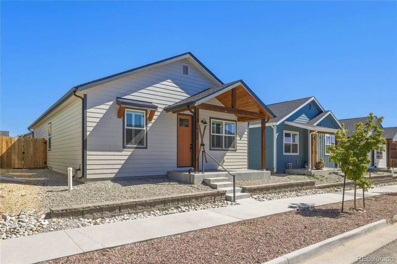 10704 Willow Avenue - Photo 1