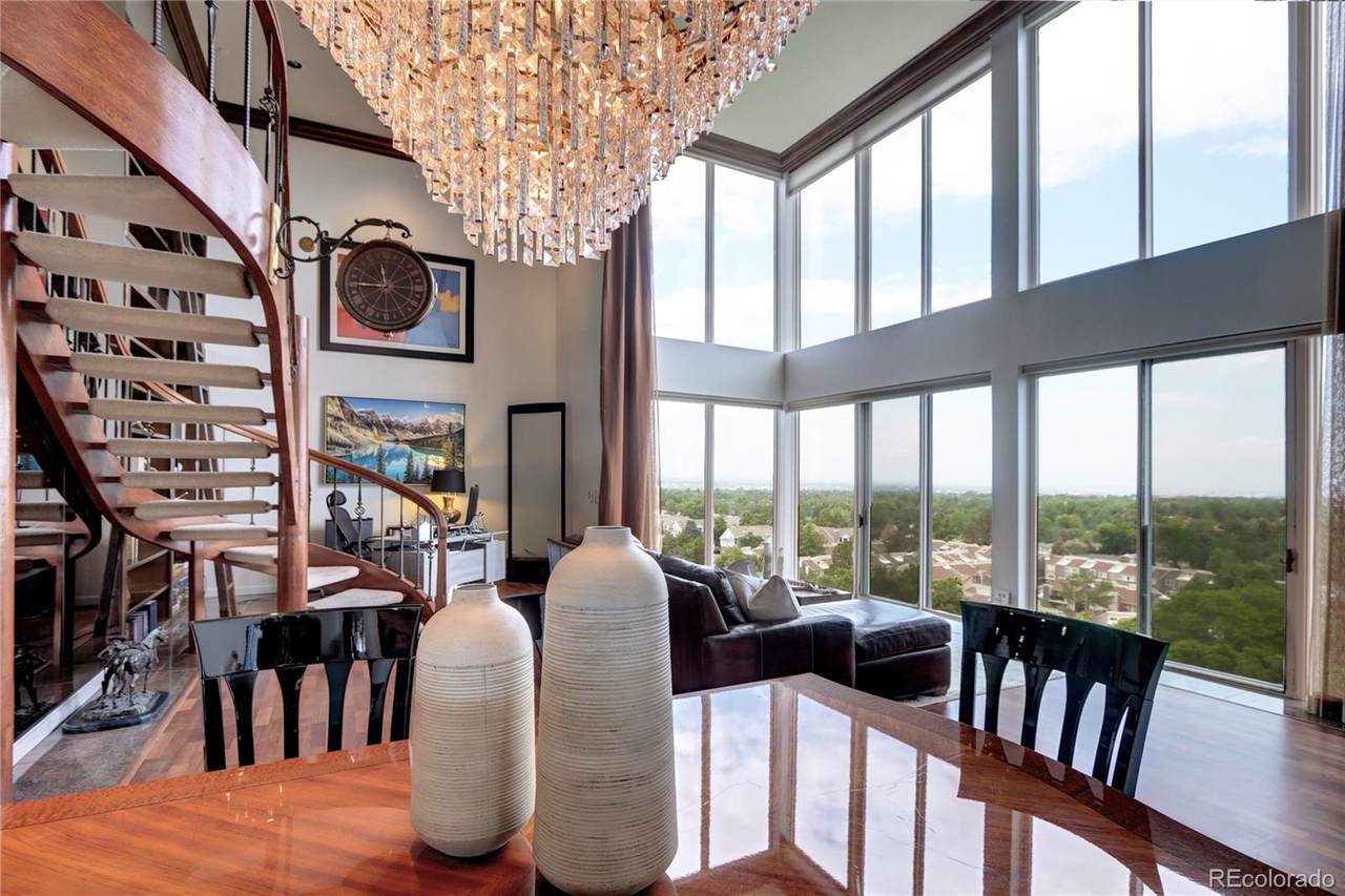 1900 Girard Place - Photo 1